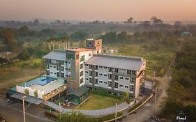 พราว เขาใหญ่